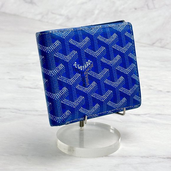 ❌❌❌ SOLD! ❌❌❌ GOYARD SKY BLUE VICTOIRE BI-FOLD WALLET - Picture 2 of 16